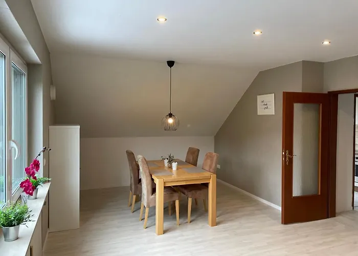 „riedforst“ アパート メルズンゲン